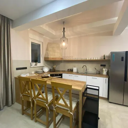 Eleonora Villa